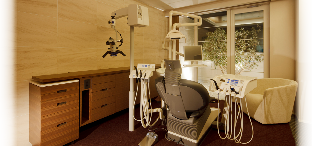 安城市の歯科医院（歯医者）加藤歯科医院では、時代のニーズに合った幅広い治療を行っています。